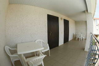 Гостевой дом Черное море Саки Классический четырехместный номер-4